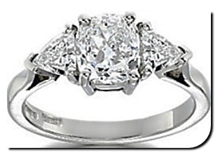 Cushion Diamond Side Stone Setting