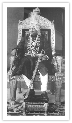 Royal Indian Jewelry - Maharaja Rameshwar Singh wearing Naulakha Haar