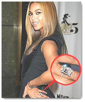 Beyonce with Emerald Diamond Ring